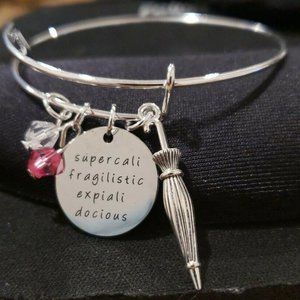Disney MARY POPPINS Inspired Tibetan Silver Charm Bracelet BRAND NEW IN GIFT BAG